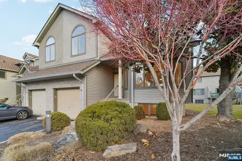 306 Cedar Court Norwood NJ 07648