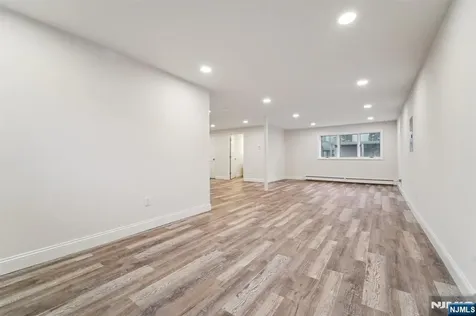 306 Cedar Court Norwood NJ 07648