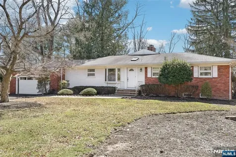 8 Sparrowbush Road Mahwah NJ 07430