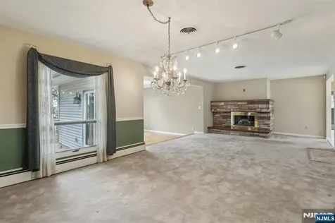 8 Sparrowbush Road Mahwah NJ 07430