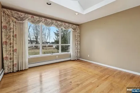 8 Sparrowbush Road Mahwah NJ 07430