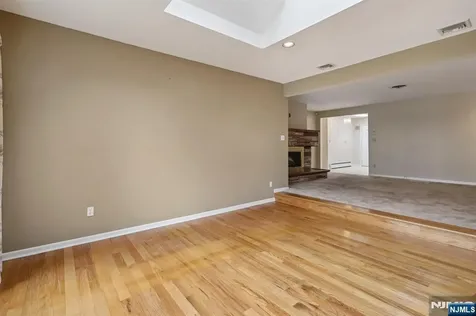 8 Sparrowbush Road Mahwah NJ 07430
