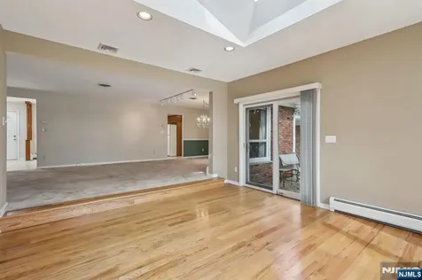 8 Sparrowbush Road Mahwah NJ 07430