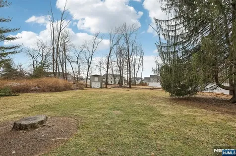 8 Sparrowbush Road Mahwah NJ 07430