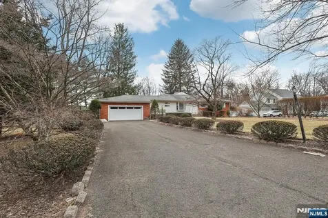 8 Sparrowbush Road Mahwah NJ 07430