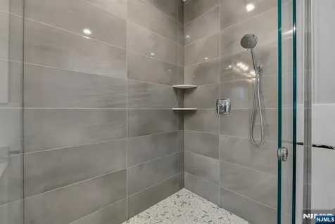 510 Lafayette Avenue Wyckoff NJ 07481
