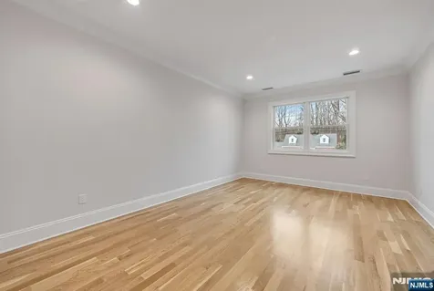 510 Lafayette Avenue Wyckoff NJ 07481