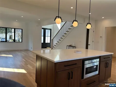 11 Columbus Avenue Closter NJ 07624