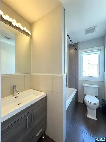 150 Cedar Street Fort Lee NJ 07024