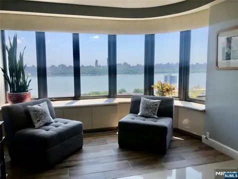 100 Carlyle Drive Cliffside Park NJ 07010