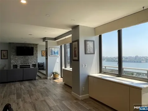 100 Carlyle Drive Cliffside Park NJ 07010