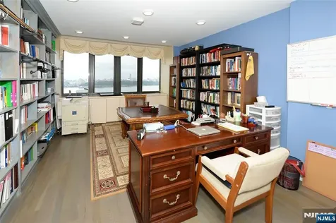 100 Carlyle Drive Cliffside Park NJ 07010