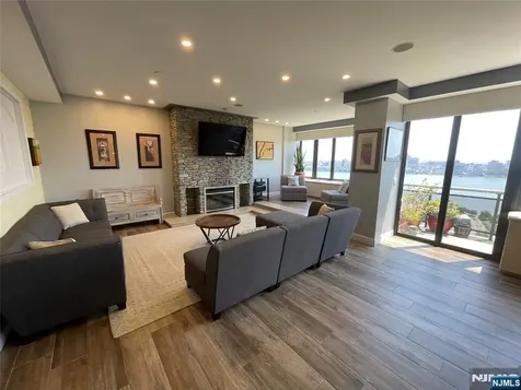 100 Carlyle Drive Cliffside Park NJ 07010