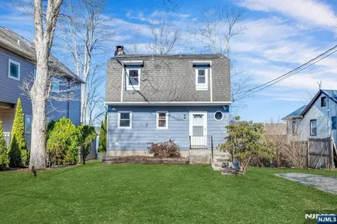 119 Lake Shore Drive West Milford NJ 07421