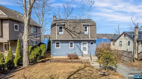 119 Lake Shore Drive West Milford NJ 07421
