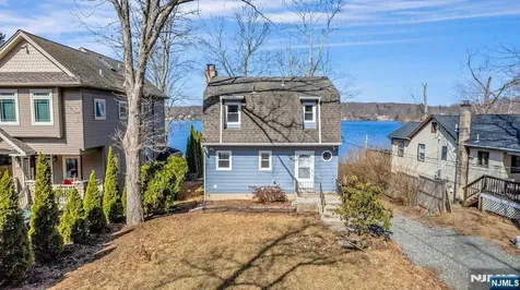 119 Lake Shore Drive West Milford NJ 07421