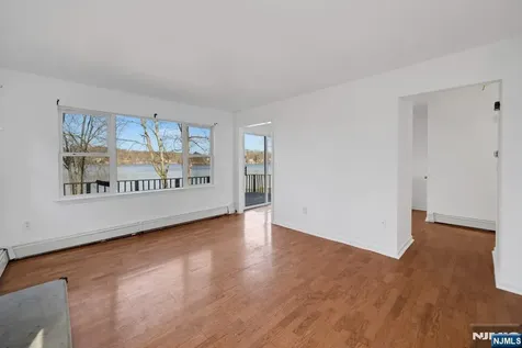 119 Lake Shore Drive West Milford NJ 07421