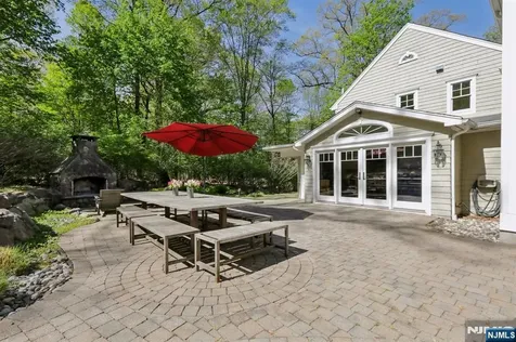 41 Snow Drive Mahwah NJ 07430