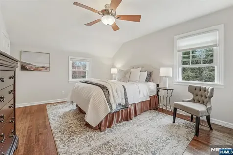 27 Highland Road Glen Rock NJ 07452