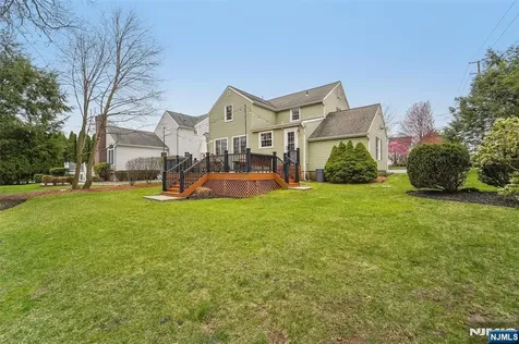 27 Highland Road Glen Rock NJ 07452