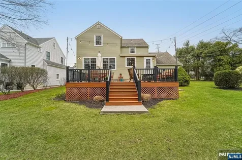 27 Highland Road Glen Rock NJ 07452