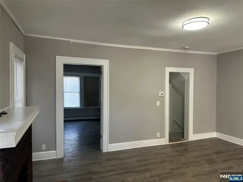 1041 Hunterdon Street Newark NJ 07112