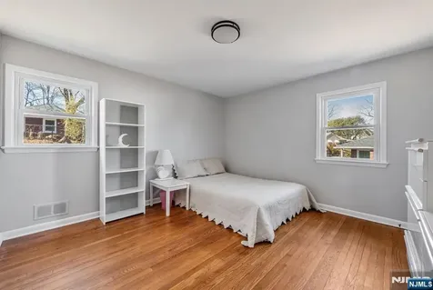 156 Jeffer Court Ridgewood NJ 07450