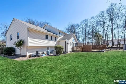 156 Jeffer Court Ridgewood NJ 07450