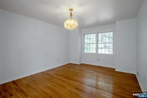 34 Knickerbocker Lane Old Tappan NJ 07675