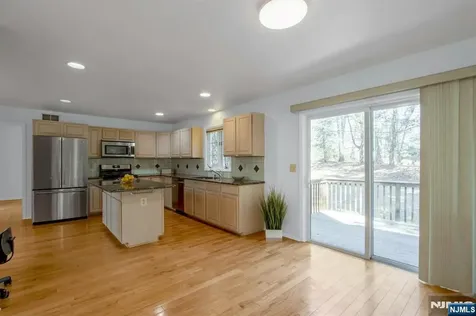 34 Knickerbocker Lane Old Tappan NJ 07675
