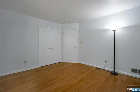 34 Knickerbocker Lane Old Tappan NJ 07675
