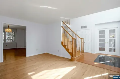 34 Knickerbocker Lane Old Tappan NJ 07675