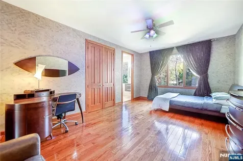 50 Rolling Ridge Road Upper Saddle River NJ 07458