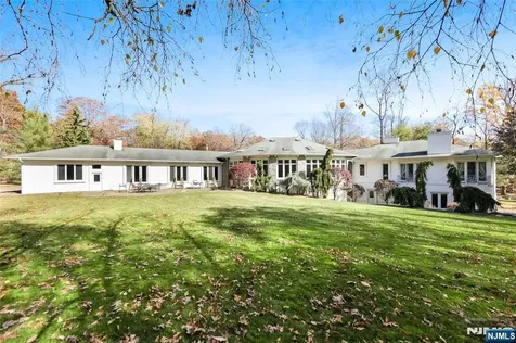 50 Rolling Ridge Road Upper Saddle River NJ 07458