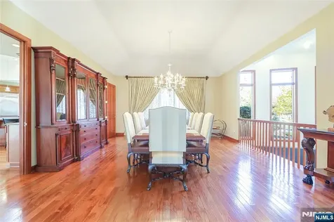 50 Rolling Ridge Road Upper Saddle River NJ 07458