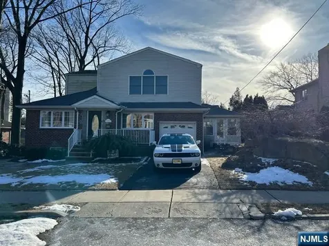 216 Westview Avenue Fort Lee NJ 07024