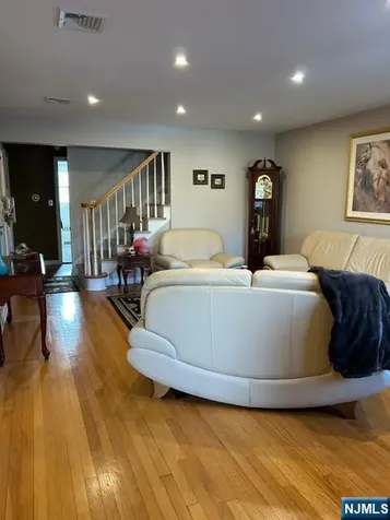 216 Westview Avenue Fort Lee NJ 07024