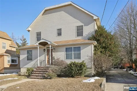 220 Webster Avenue Lyndhurst NJ 07071