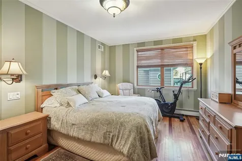 220 Webster Avenue Lyndhurst NJ 07071