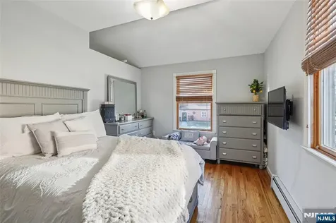 220 Webster Avenue Lyndhurst NJ 07071