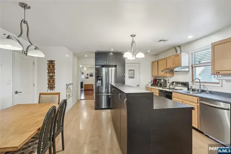 220 Webster Avenue Lyndhurst NJ 07071