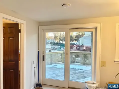 81 W Ivy Lane Englewood NJ 07631