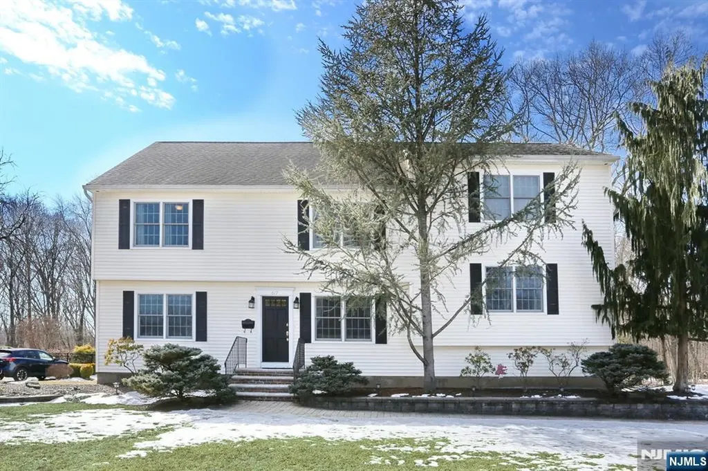 617 Roberge Drive River Vale NJ 07675