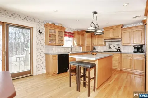 617 Roberge Drive River Vale NJ 07675