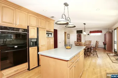 617 Roberge Drive River Vale NJ 07675