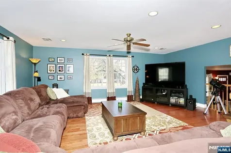 617 Roberge Drive River Vale NJ 07675