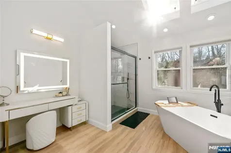 2 Cathy Court Norwood NJ 07648