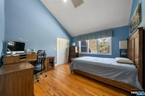 2 Cathy Court Norwood NJ 07648