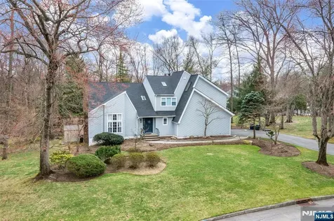 2 Cathy Court Norwood NJ 07648