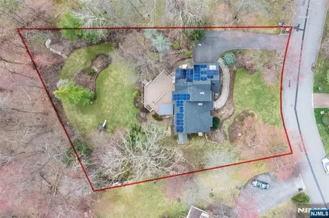 2 Cathy Court Norwood NJ 07648